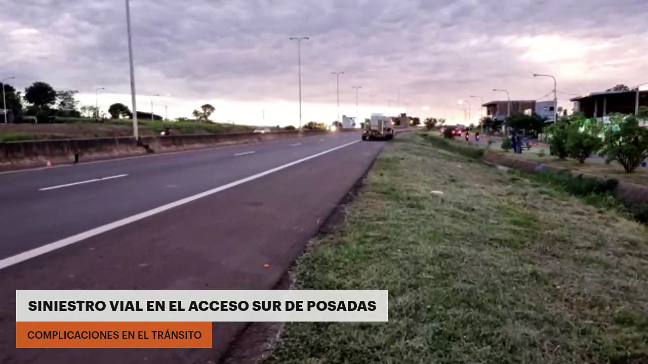 Siniestro Vial En El Acceso Sur De Posadas Genera Complicaciones En El