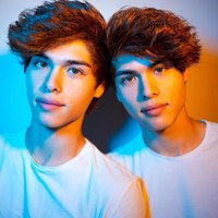 Stokes Twins videos - Dailymotion