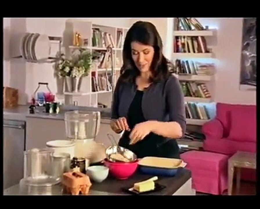 Nigella Lawson Chocolate Pear Pudding Express Video Dailymotion