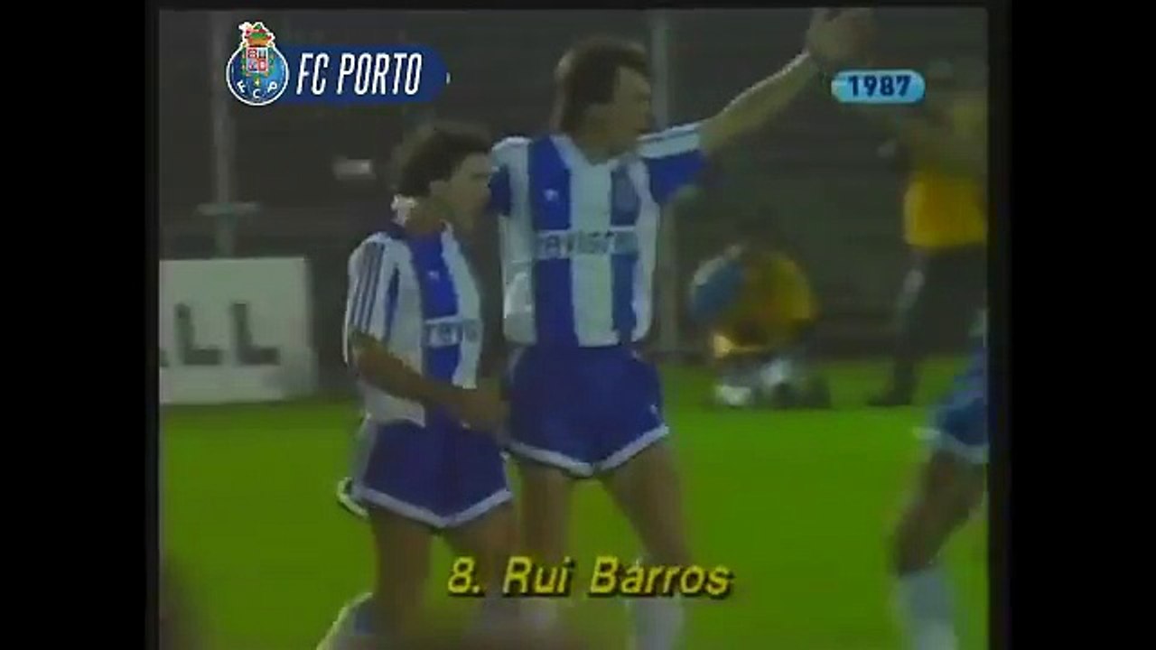 Golo De Rui Barros Contra O Ajax Video Dailymotion