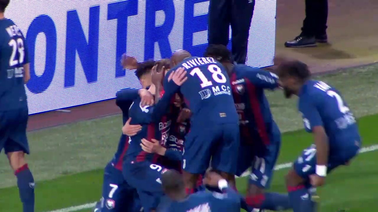 Le R Sum Du Match Smcaen Niort Vid O Dailymotion