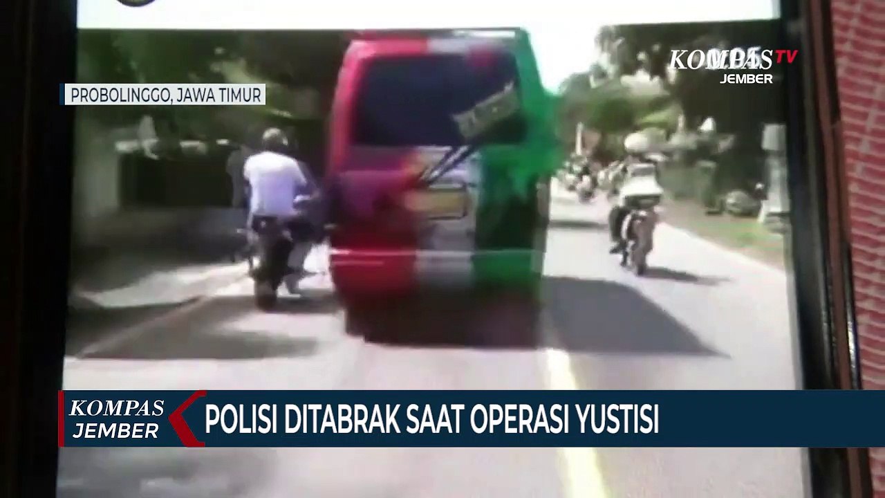 Kejar Sopir Angkutan Umum Yang Kabur Saat Operasi Yustisi Polisi Ini