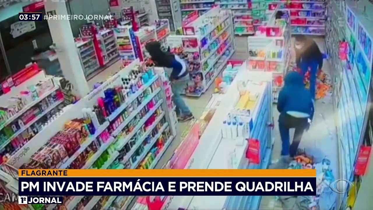 Uma quadrilha foi presa durante um assalto a uma farmácia na zona sul