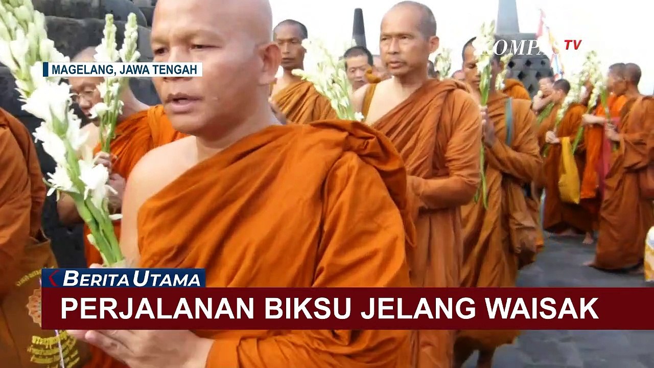 Jelang Waisak Para Biksu Jalani Upacara Pengambilan Api Dharma Suci