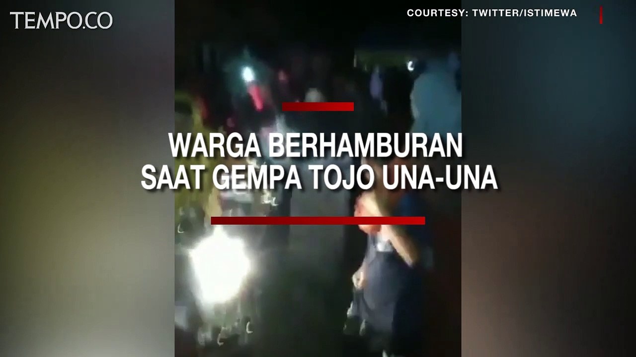 Warga Berhamburan Saat Gempa Guncang Tojo Una Una Sulawesi Tengah