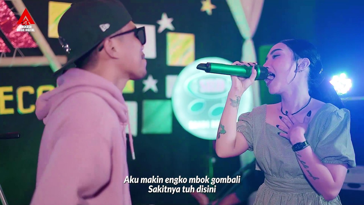 Cinta Modal Sapi Syahiba Saufa Feat Mufly Key Official Music Video