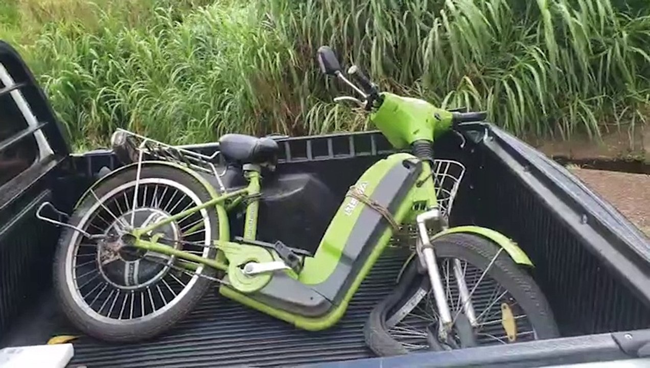 Mulher Fica Ferida Ao Cair De Bicicleta El Trica Na Marginal Da Br