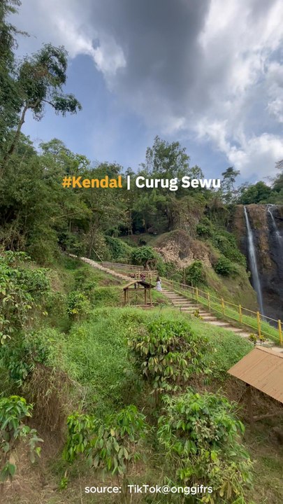 Keindahan Air Terjun Di Curug Sewu Kendal Video Dailymotion