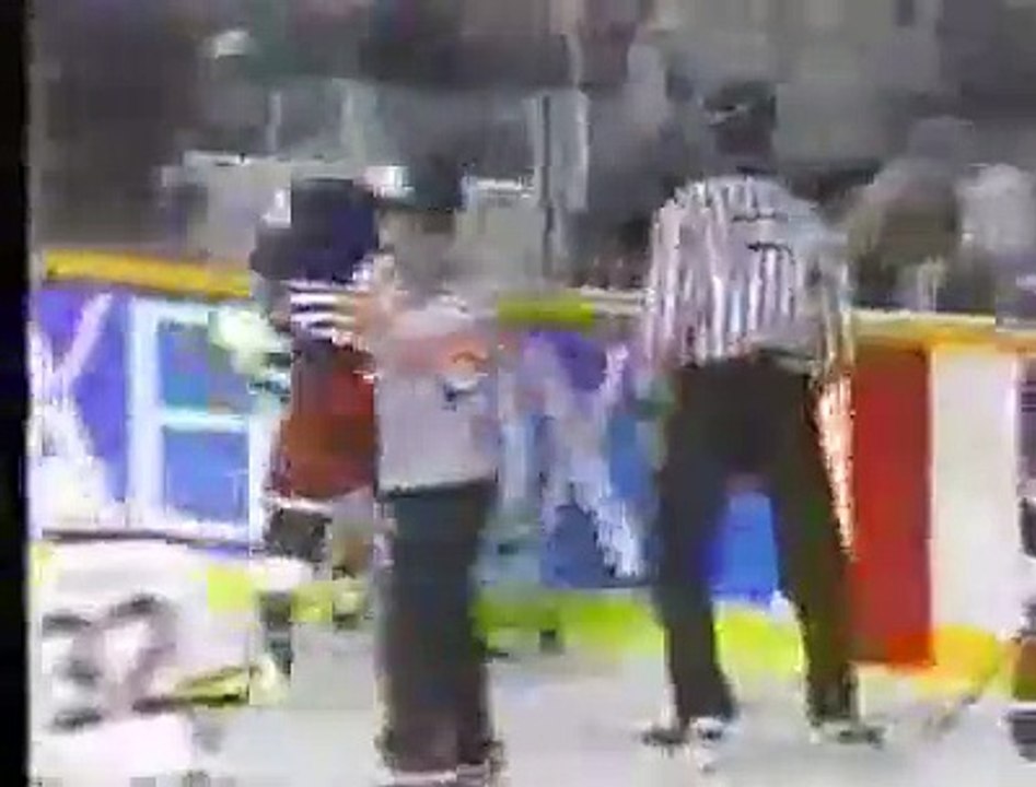 Las mejores peleas en el Hockey de la historia Vídeo Dailymotion