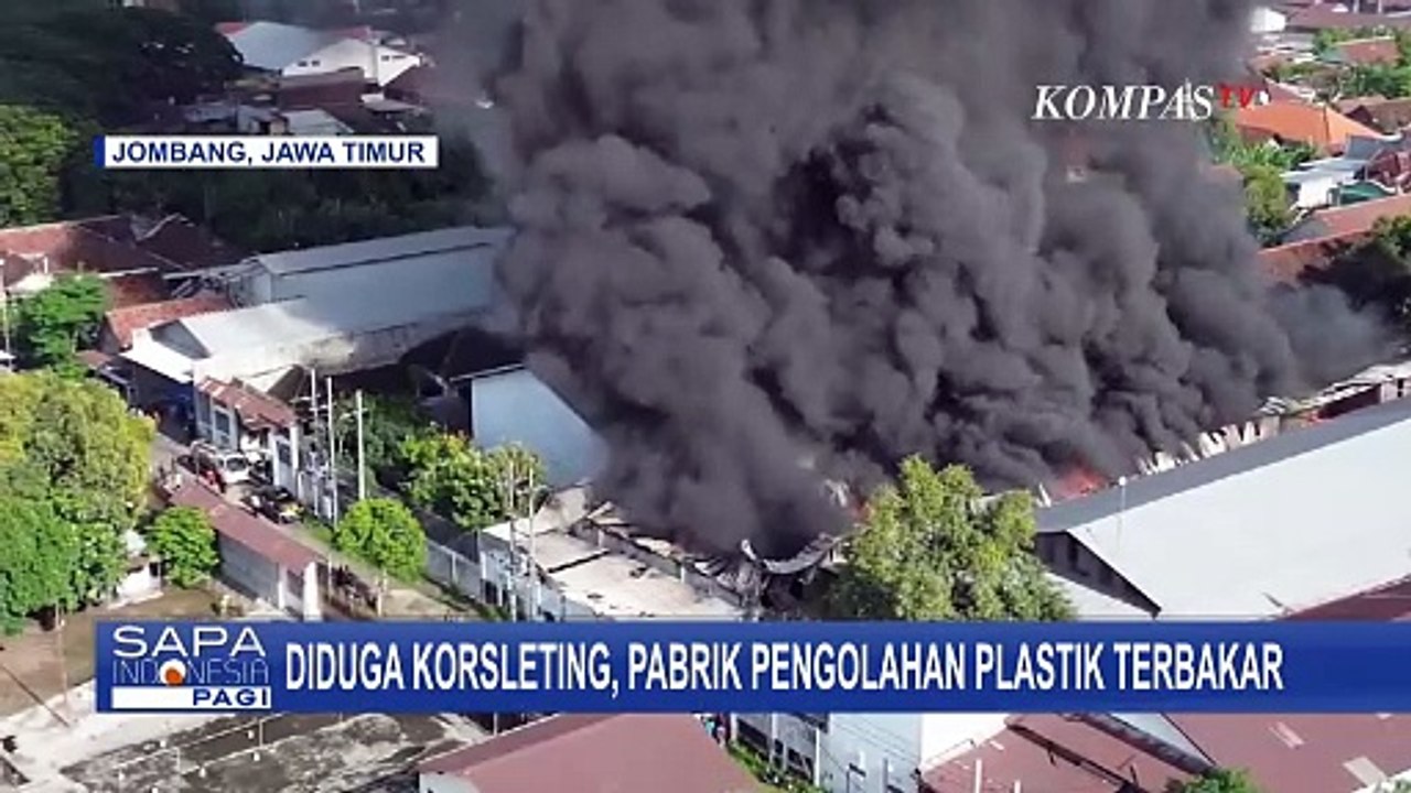 Diduga Korsleting Kebakaran Hebat Melanda Pabrik Pengolahan Plastik Di