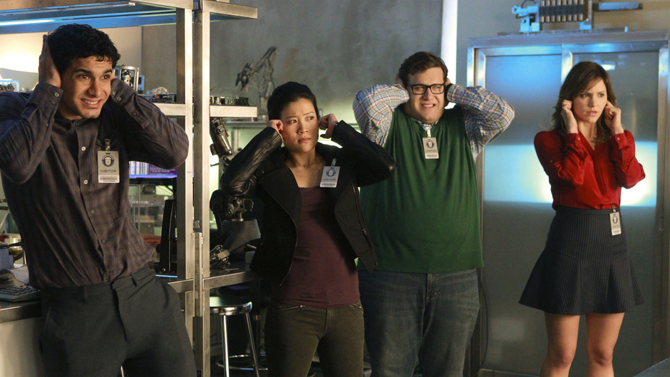 Scorpion Season 4  ~~ FuLL (Online-Stream)