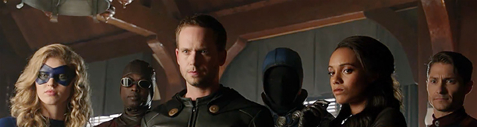 DC's Legends of Tomorrow Team