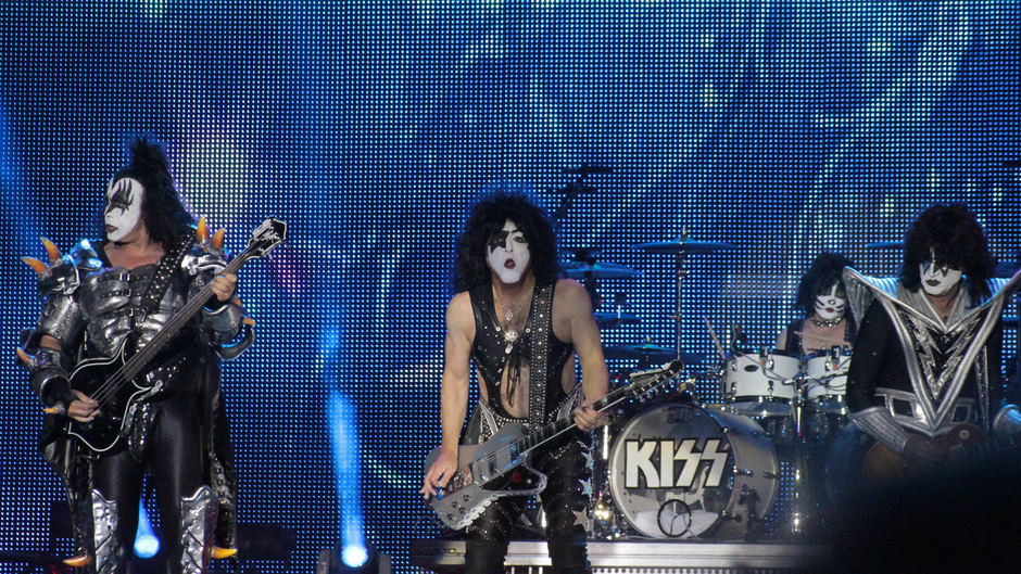 Dailymotion banner for @kiss