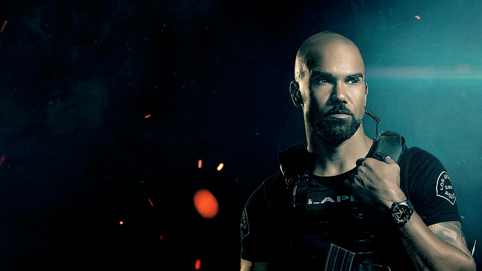 S.W.A.T.  ( Season 1 )  ~ Watch Streaming HD