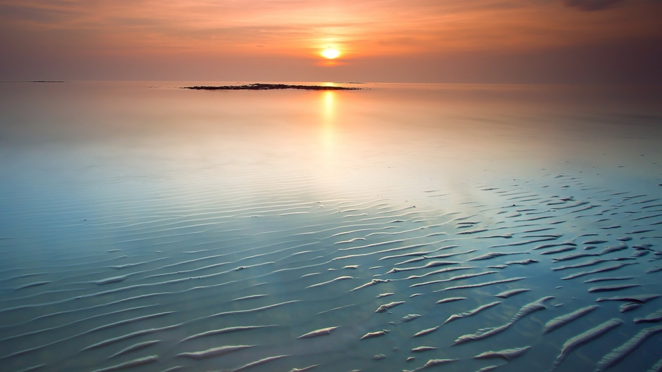 alexis karpouzos community