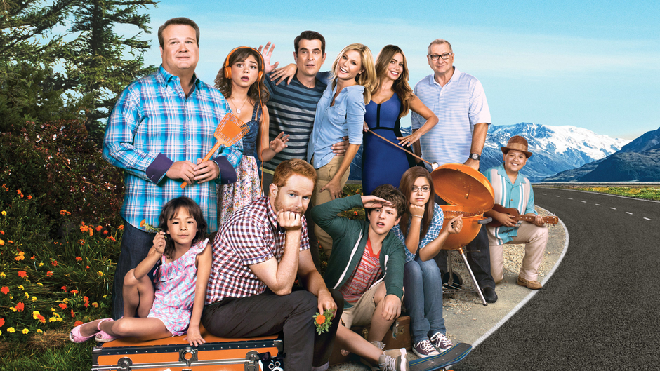 ★  Modern Family Season 9 Online Free  ★