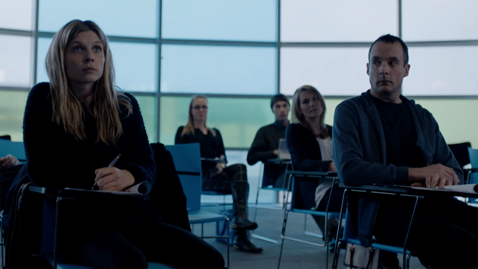 **The Tunnel *Season 3**