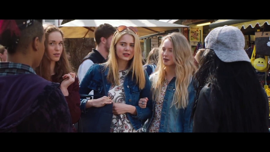 Streaming Movie Fighting with My Family 2019