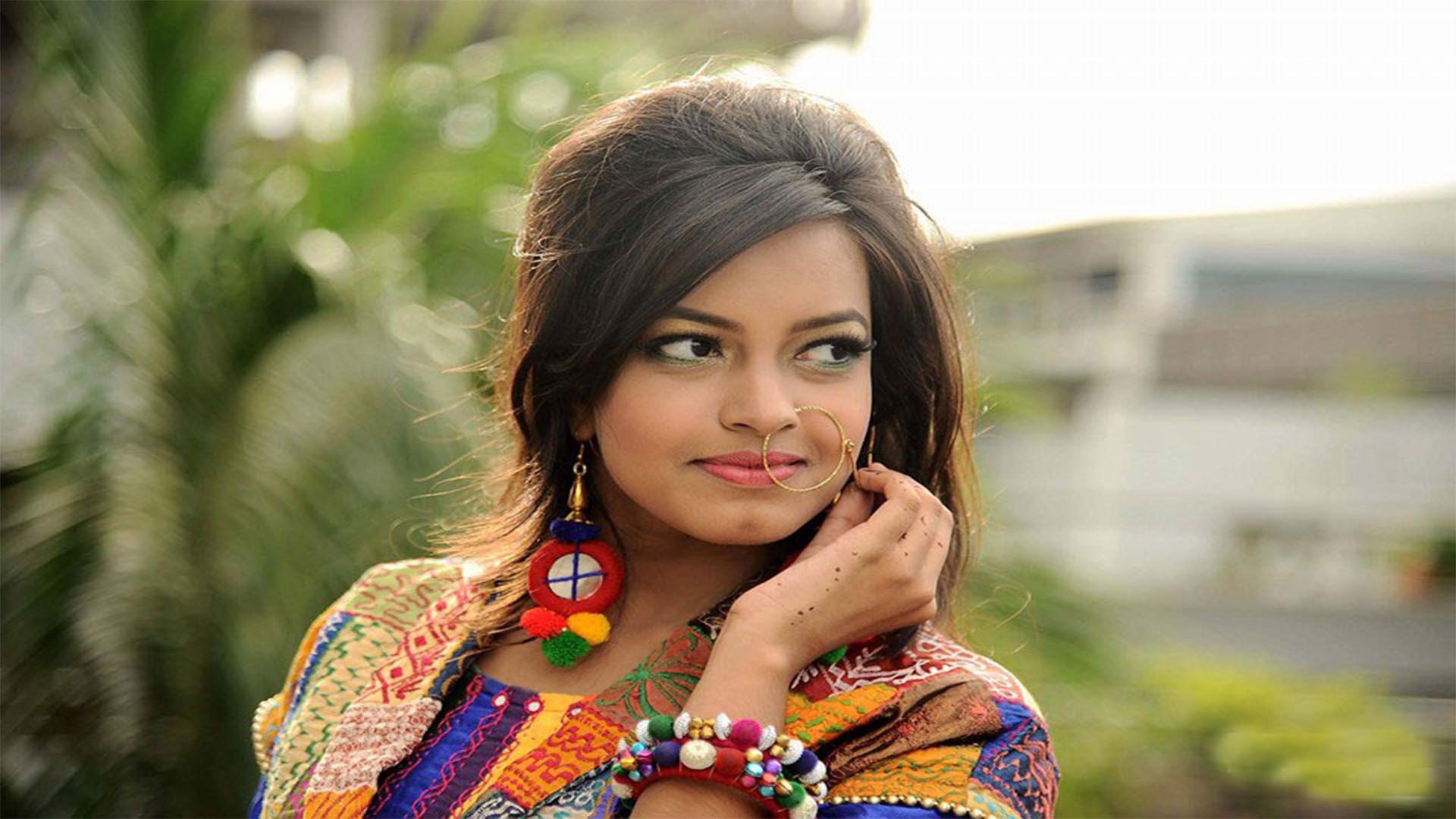 বাংলার গানে মাটির টানে