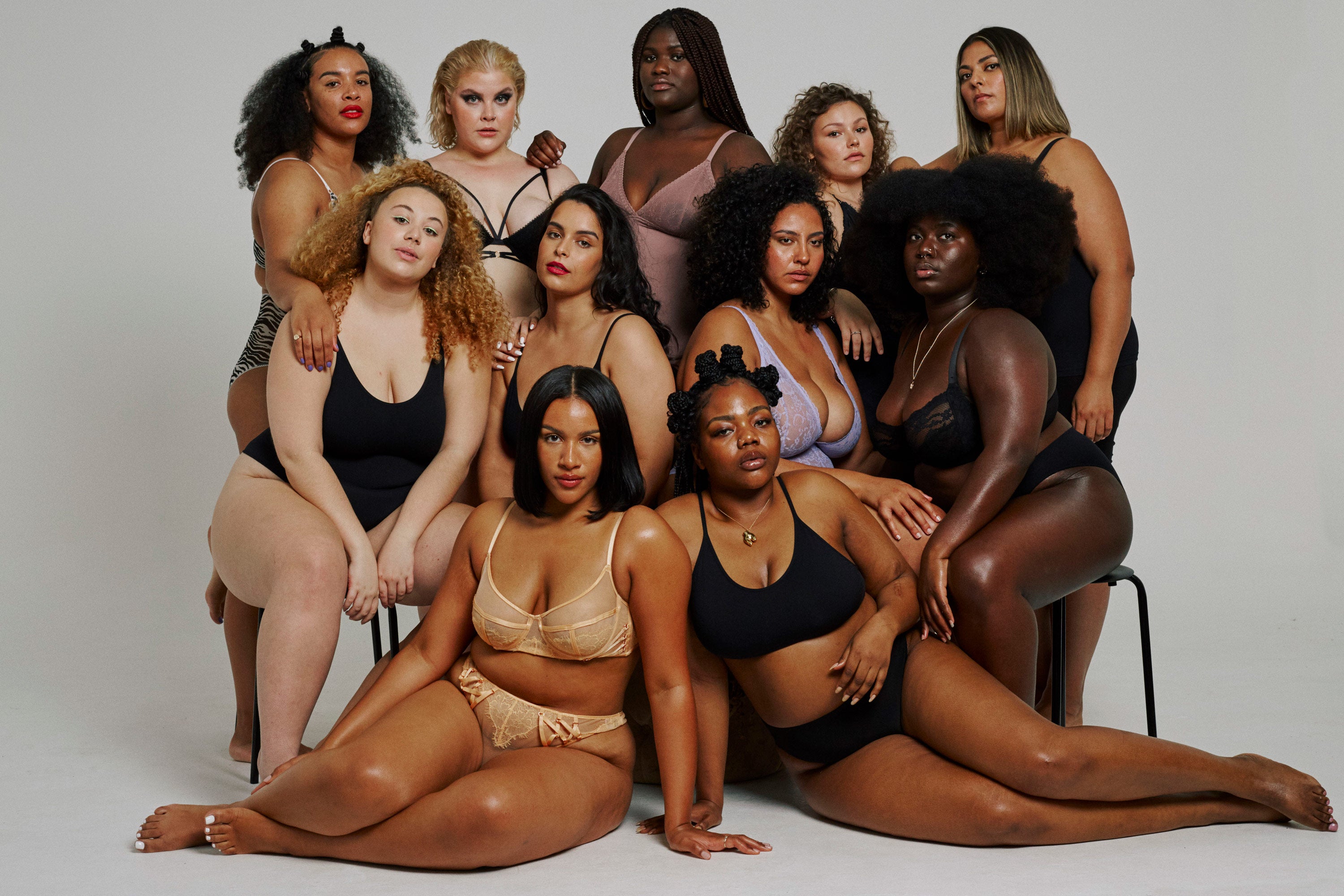 Curvy Plus Model World