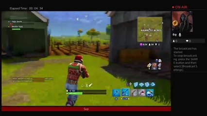 PLAYINGF FORTNITE WITH FREINDS??????????????????