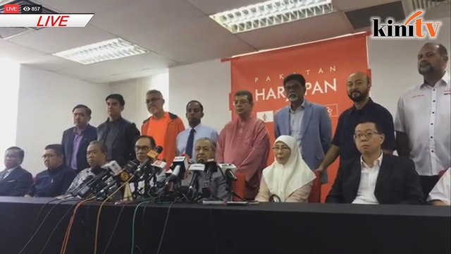 LIVE: Sidang media Dr M di Majlis Presiden HARAPAN