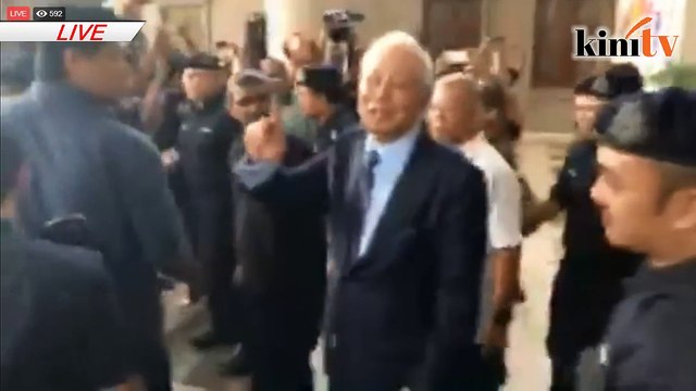 LIVE: Datin Seri Rosmah Mansor akan keluar tidak lama lagi