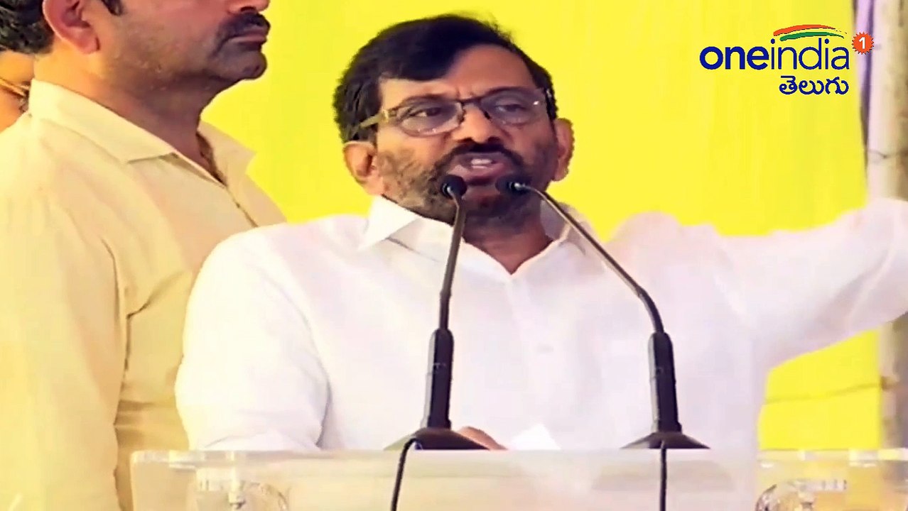 Sri Nara Chandrababu Naidu live with other TDP Leaders participating in Protest against the YSRCP in