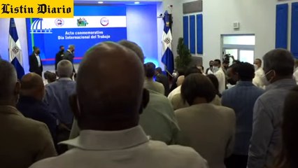 #ENVIVO Abinader conmemora Día Internacional del Trabajo