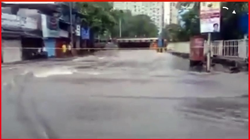 #MumbaiRains : #Monsoon Brings #Mumbai To It's Knees; Alert Issued In Many Areas