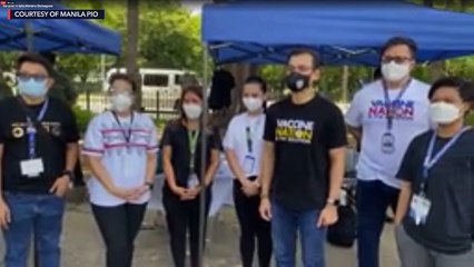 VP Leni Robredo and Manila Mayor Isko Moreno at the vaccination express for transportation sector