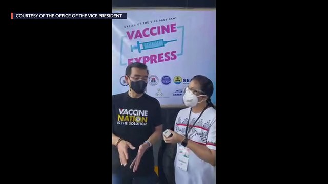 VP Leni Robredo and Manila Mayor Isko Moreno at the vaccination express for transportation sector