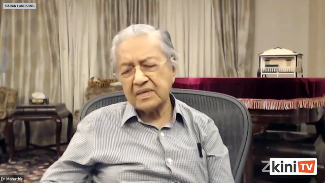 LIVE: Dr Mahathir Mohamad addresses current political situation