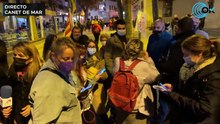 DIRECTO Manifestación contra la familia del niño acosado en el colegio de Canet de Mar