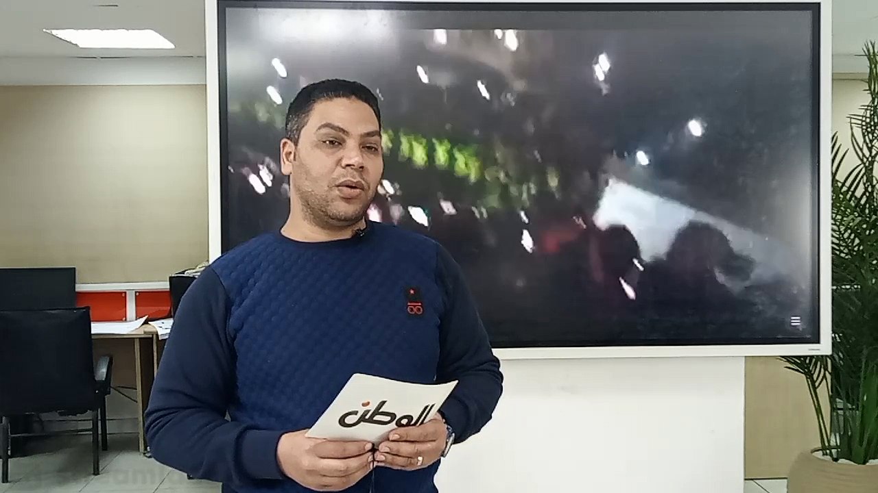 عاجل.. اقتراب خروج ريان من البئر.. وسيارة الإسعاف تنتظره أمام مدخل النفق وبجوارها والدة الطفل