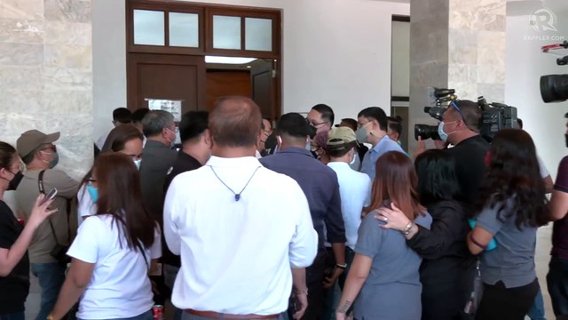 Isko Moreno arrives at La Union capitol