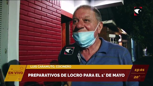 Preparativos de locro para el 1º de mayo