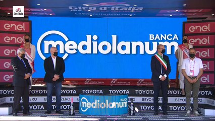 2022 Giro d’Italia | Awards Ceremony | Stage 11