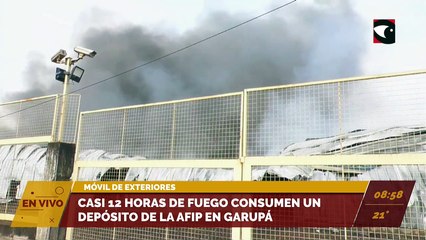Casi 12 horas de fuego consumen un depósito de la AFIP en Garupá