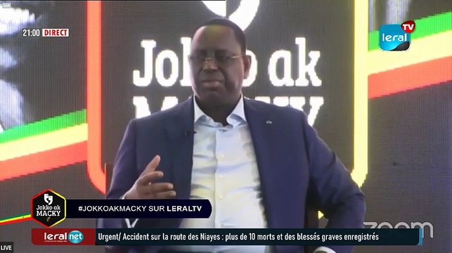 Macky sall face à 300 étudiants dans Jokko ak Macky