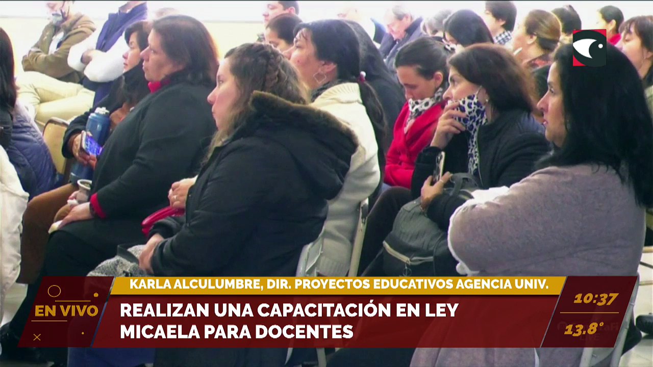 Realizan una capacitación sobre ley Micaela para docentes. Karla Alculumbre, directora de proyectos educativos de la Agencia Universitaria