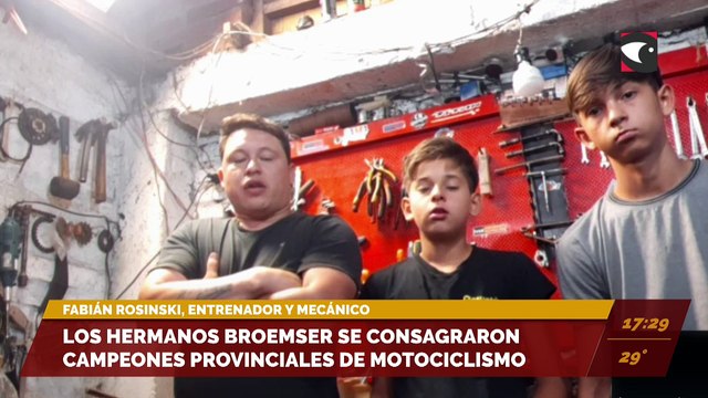 Los hermanos Broemser se consagraron campeones provinciales de motociclismo. Entrevista con los campeones Agustín y Tobías y con Fabián Rosinski, su entrenador.