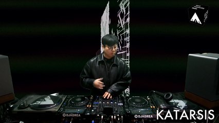 Room Music w/ YOUKU, WHYAHYUN, O, SHAWN, KATARSIS