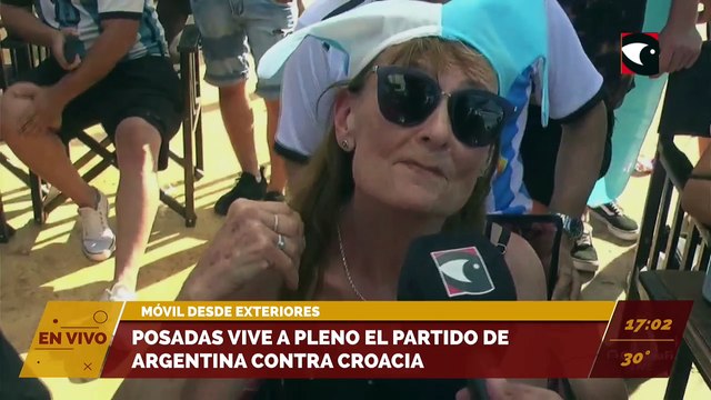 Hinchas de Posadas celebran y apoyan a la Selección