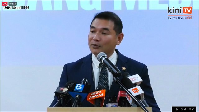 LIVE: Economy Minister Rafizi Ramli holds press conference on CPI