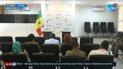 Rencontre  gouvernement-presse Les ministres Abdou Karim Fofana et Samba Ndiobene Ka face à la presse