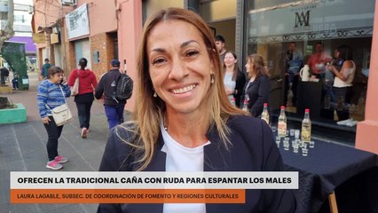 Ofrecen la tradicional caña con ruda para espantar los males