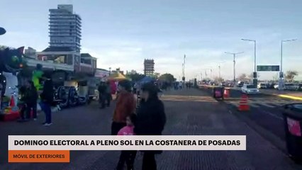 Domingo electoral a pleno sol en la Costanera de Posadas