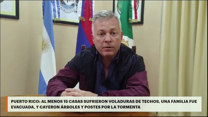 下载视频: Puerto Rico: al menos 15 casas sufrieron voladuras de techos, una familia fue evacuada, y cayeron árboles y postes por la tormenta