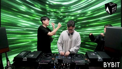 ‘Across the Universe’ It.Side House